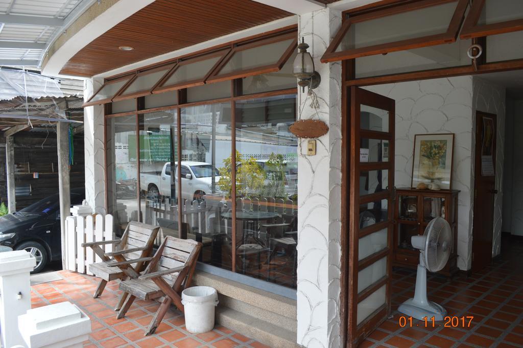 Tongmee Guest House Hua Hin Exterior photo